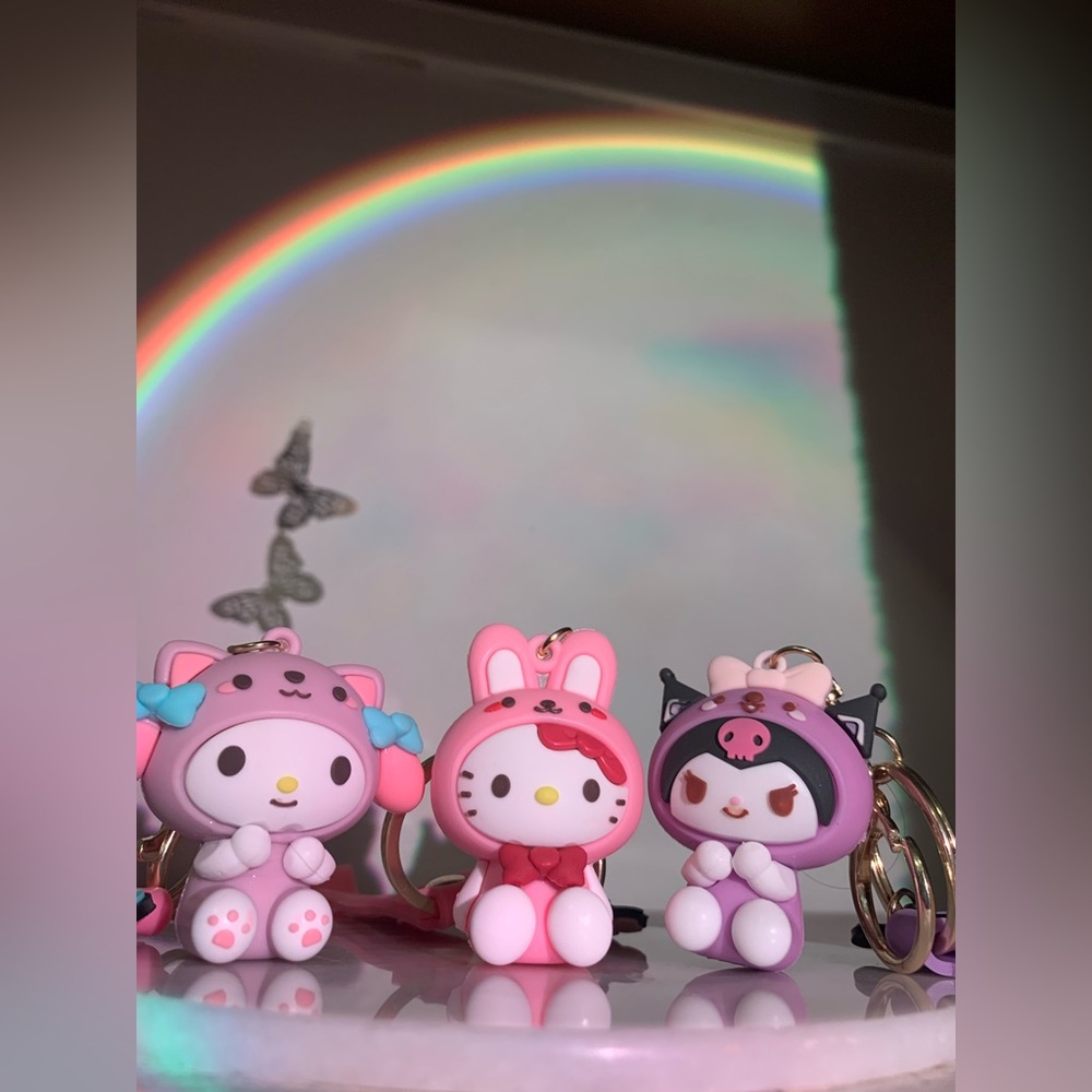 Hello kitty keychain trio bundle!!